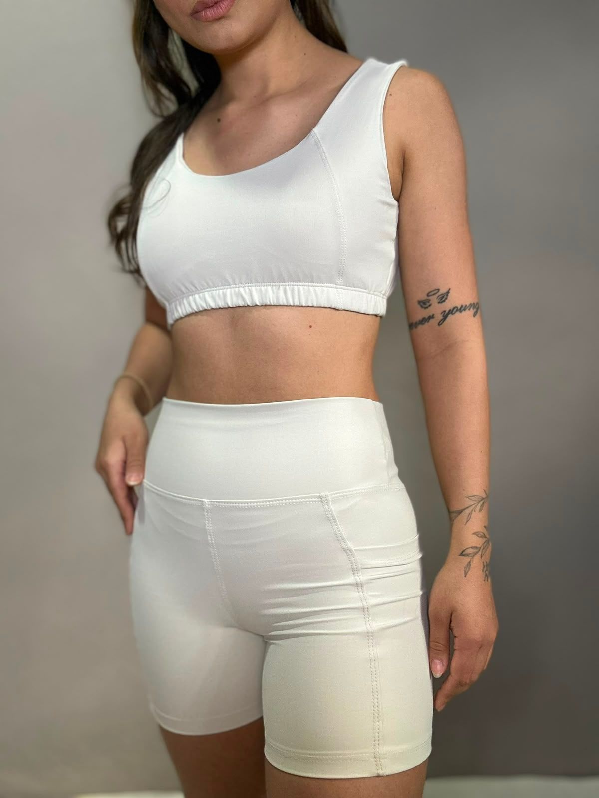 Conjunto de Top e short Cibele